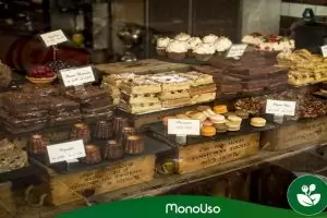 Praktyczne pomysły na rozpoczęcie domowego biznesu z deserami